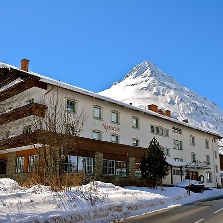Clubdorf Hotel Alpenrose Galtür エクステリア 写真
