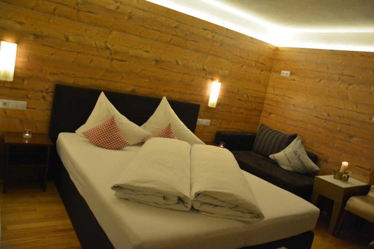Clubdorf Hotel Alpenrose Galtür エクステリア 写真