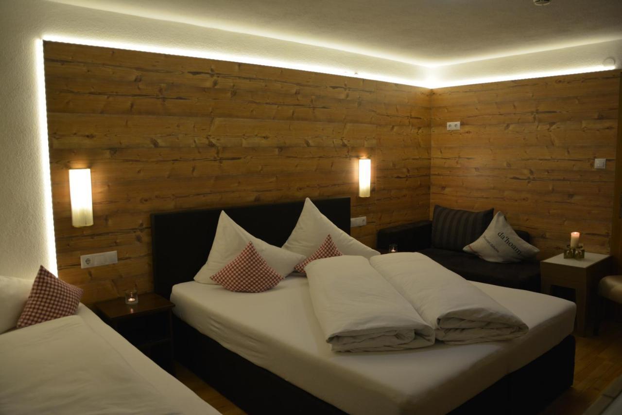 Clubdorf Hotel Alpenrose Galtür エクステリア 写真