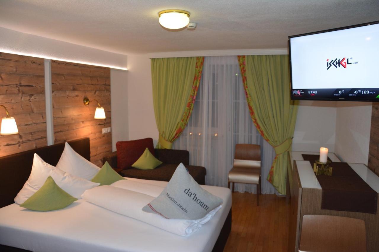 Clubdorf Hotel Alpenrose Galtür エクステリア 写真
