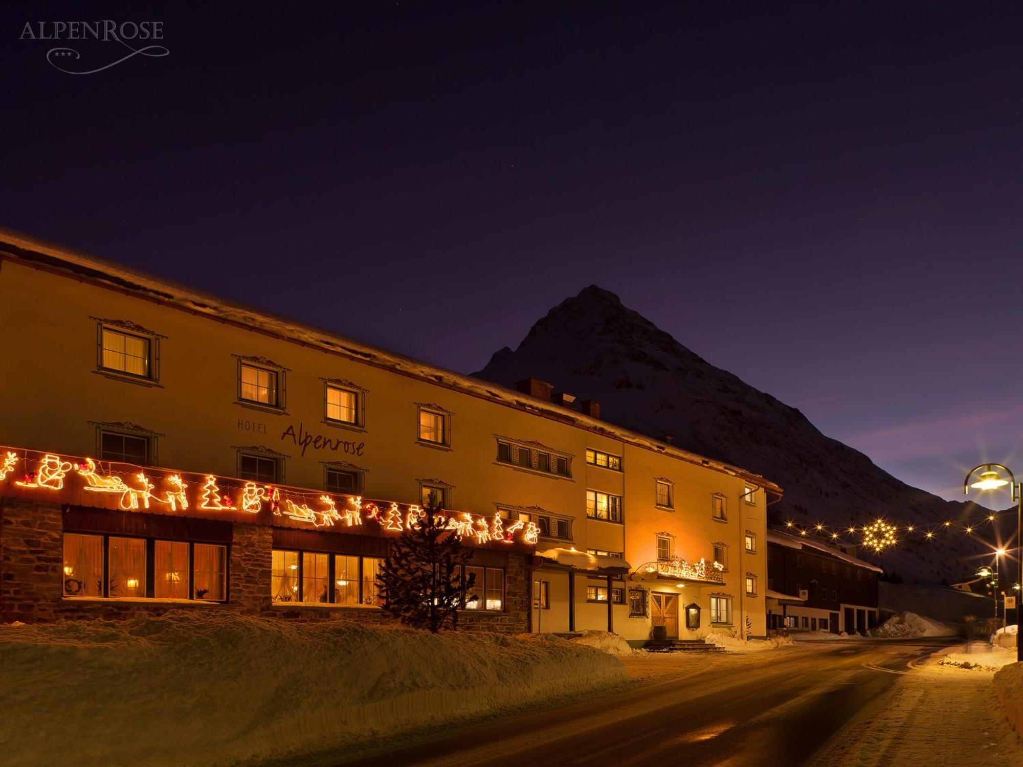 Clubdorf Hotel Alpenrose Galtür エクステリア 写真