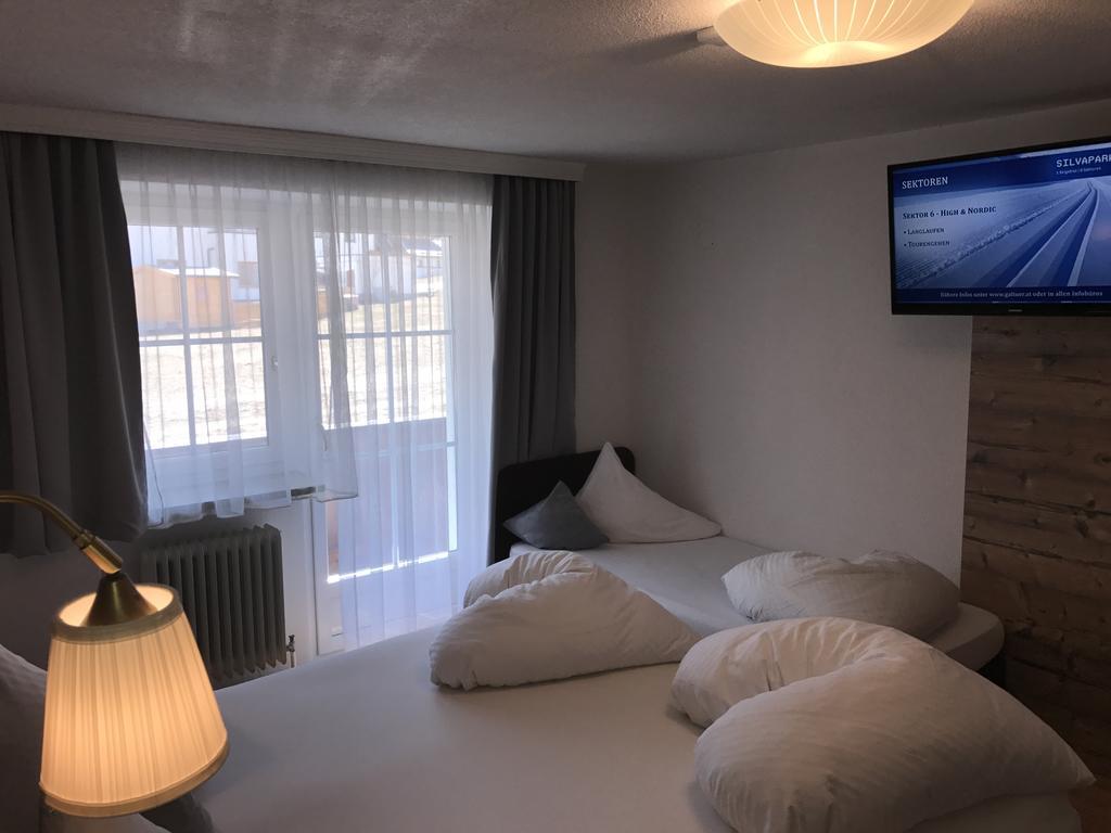 Clubdorf Hotel Alpenrose Galtür エクステリア 写真